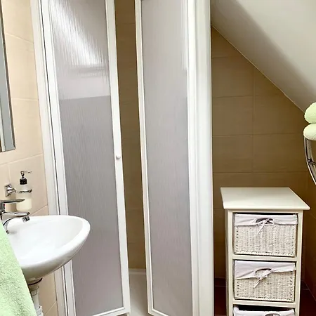 Levendula Vendeghaz Gasthof Bük